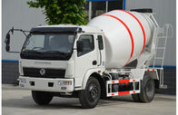 중국 Dongfeng 구체적인 배치 트럭, 4m3 수용량 이동할 수 있는 시멘트 믹서 트럭 공장